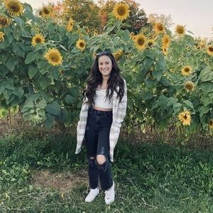 Meet your Posher, Audrey-anne